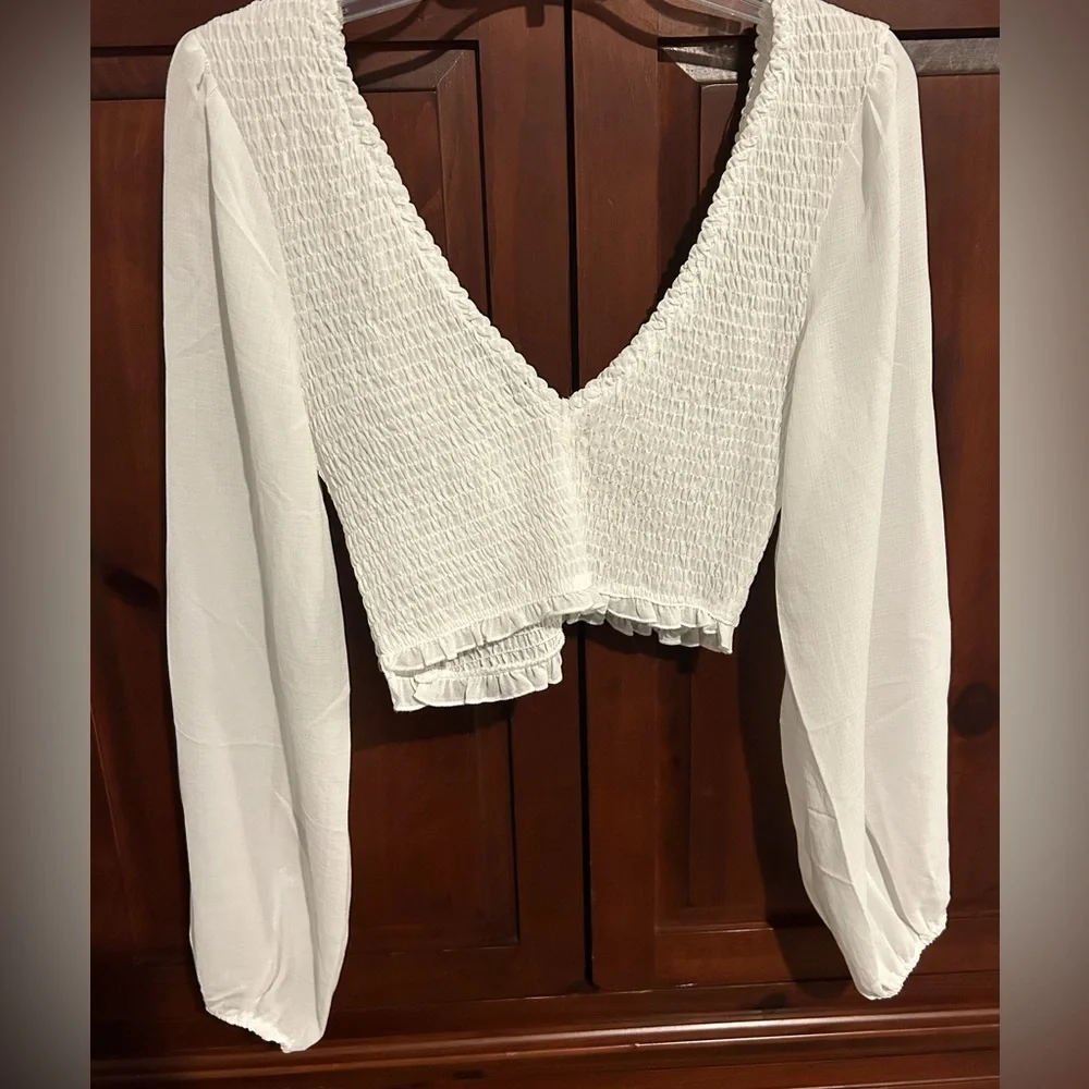 NWT Off White long sleeve Crop Top Smocking Detail - Small